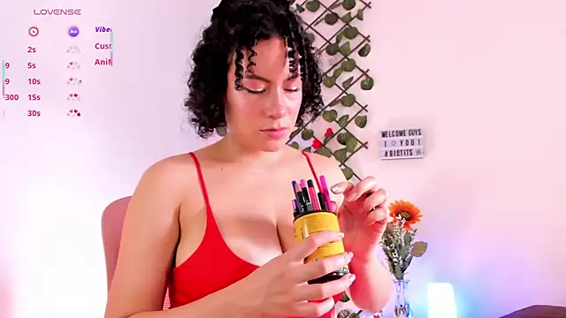 cailynhot online show from March 15, 9:49 pm