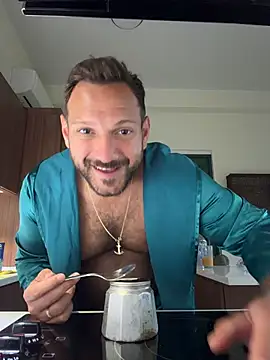 JonJ0 online show from February 28, 10:49 am