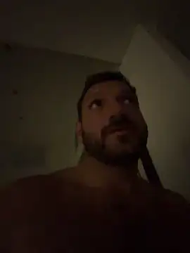 JonJ0 online show from March 4, 9:37 am