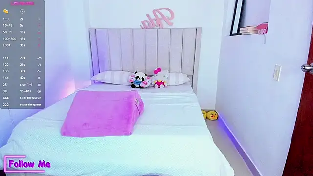 Snapshot of sheirysex_ chatting on February 7, 3:23 am sheirysex online show from February 7, 3:23 am