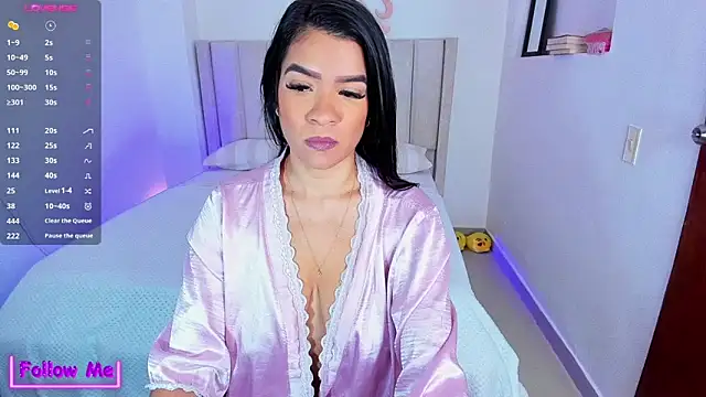 Snapshot of sheirysex_ chatting on February 9, 2:38 am sheirysex online show from February 9, 2:38 am