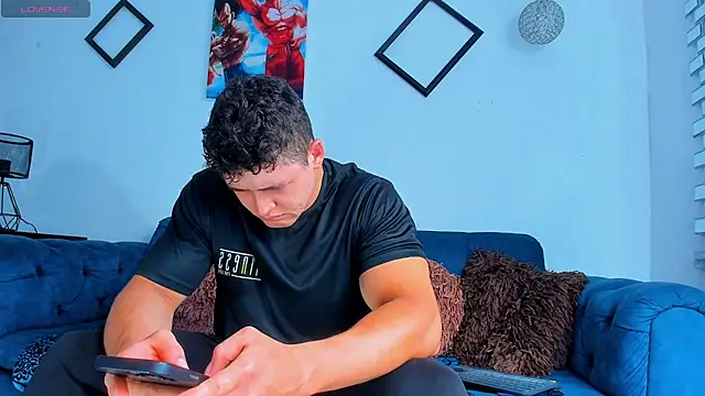 Leonsmoron online show from October 22, 8:41 pm