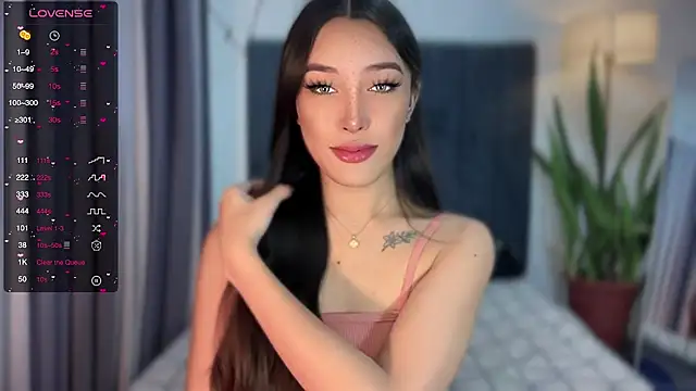 wiggle nibble online show from October 5, 2:48 pm