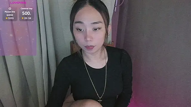 Snapshot of MissAyaCollins chatting on November 9, 5:39 am MissAyaCollins online show from November 9, 5:39 am