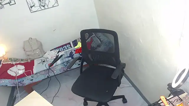 GoddessBigboobs online show from December 19, 11:50 am