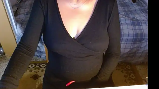 Snapshot of MysteryLadyxXx chatting on October 22, 6:57 am MysteryLadyxXx online show from October 22, 6:57 am