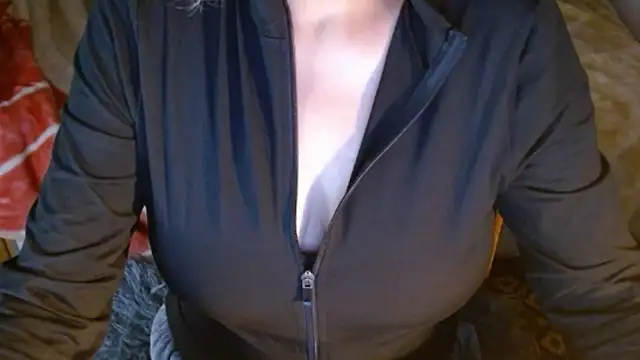 Snapshot of MysteryLadyxXx chatting on May 11, 6:52 am MysteryLadyxXx online show from May 11, 6:52 am
