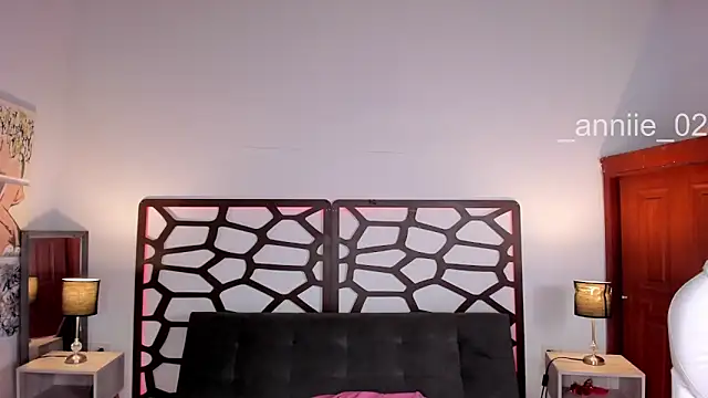 annie barozzi online show from March 7, 4:33 pm