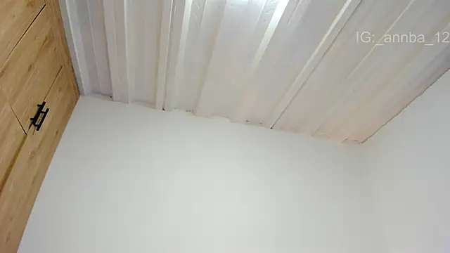 annie barozzi online show from February 19, 10:44 am