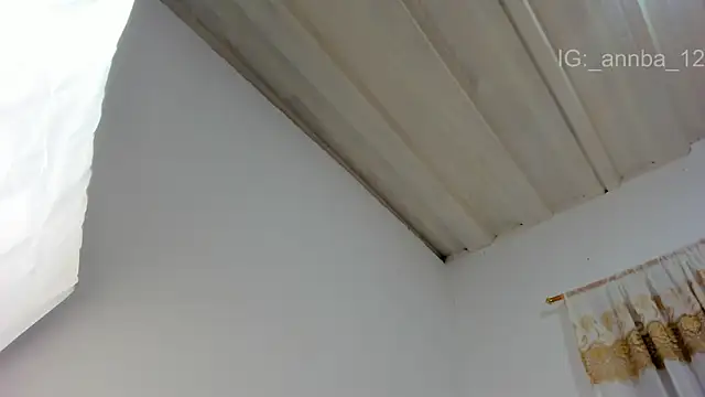 Snapshot of annie_barozzi chatting on June 17, 2:07 pm annie barozzi online show from June 17, 2:07 pm