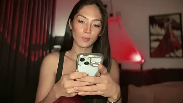 Bella Gordon online show from March 8, 3:49 pm