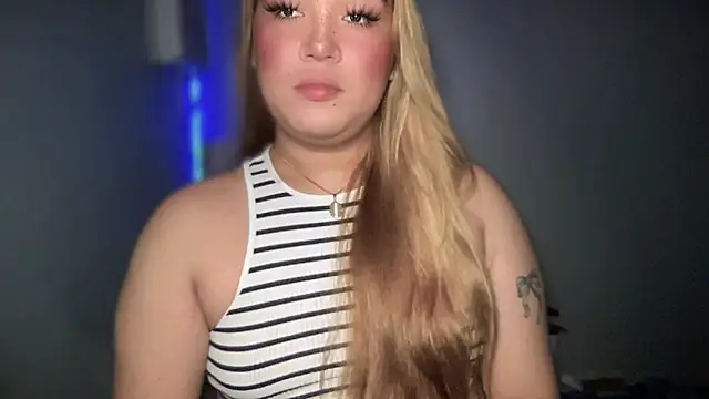 Snapshot of MissCataleyaxxx chatting on September 12, 2:00 am MissCataleyaxxx online show from September 12, 2:00 am