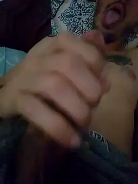 Snapshot of DakotaSylon chatting on December 20, 5:40 pm DakotaSylon online show from December 20, 5:40 pm