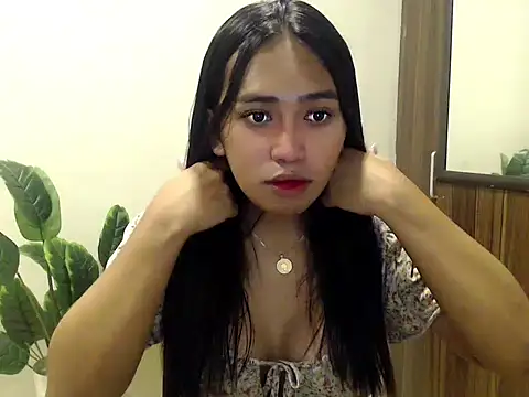 pinay sofia online show from May 20, 12:00 pm