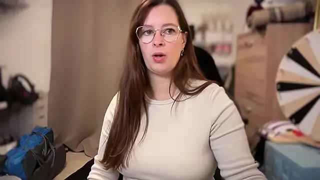 Amai Live online show from October 6, 6:55 am