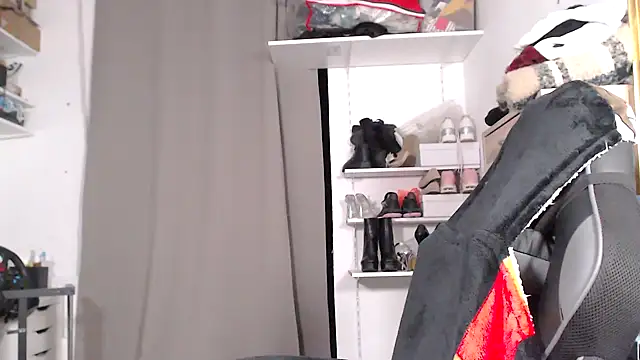 Amai Live online show from November 20, 11:10 am