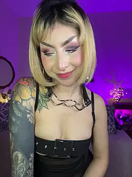 Cinamoonn online show from March 1, 6:10 pm