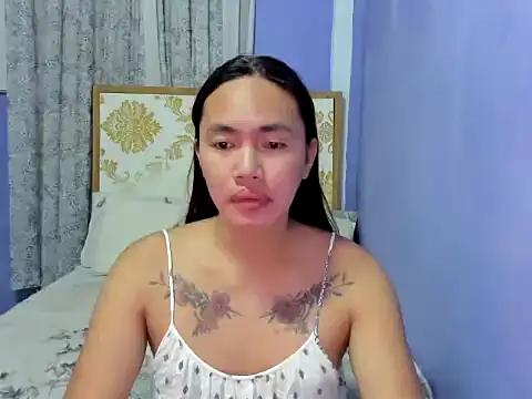 Snapshot of lady_kim_boner chatting on October 26, 12:49 am lady kim boner online show from October 26, 12:49 am