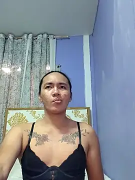 lady kim boner online show from December 20, 7:37 am