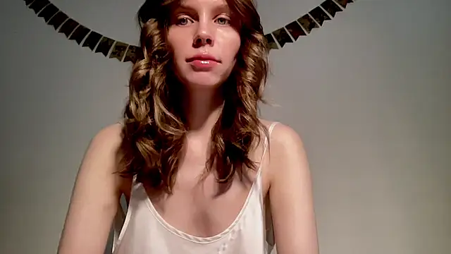 Snapshot of Nikki_Mimimi chatting on February 1, 10:15 am Nikki Mimimi online show from February 1, 10:15 am