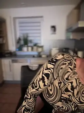 German Milf online show from January 19, 2:06 pm