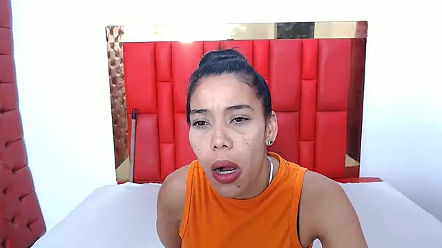 Snapshot of lizeth_keilyn chatting on October 31, 3:02 pm lizeth keilyn online show from October 31, 3:02 pm