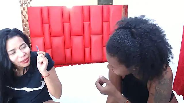 Snapshot of lizeth_keilyn chatting on November 12, 2:39 pm lizeth keilyn online show from November 12, 2:39 pm