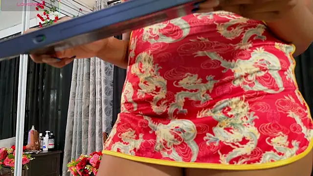 Snapshot of BLACK_ROSSE_1 chatting on November 12, 12:49 pm BLACK ROSSE 1 online show from November 12, 12:49 pm