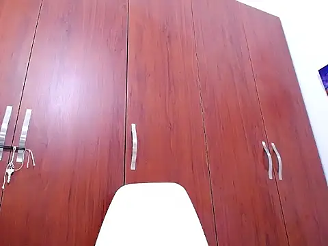 Snapshot of hornywife_ chatting on October 6, 6:27 pm hornywife  online show from October 6, 6:27 pm