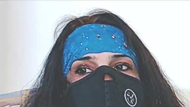 Snapshot of amrozia chatting on February 17, 11:34 am amrozia online show from February 17, 11:34 am