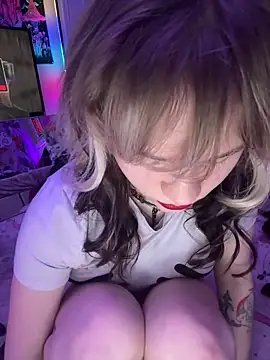 Cutiepiespanks online show from March 17, 7:01 am