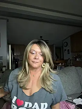 cowgirlc online show from March 25, 2:39 am