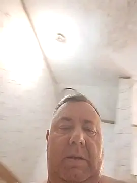 lawndad79 online show from December 9, 2:24 am