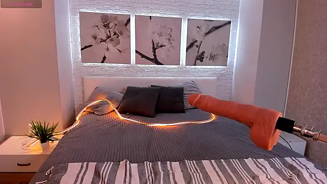 Betty June online show from September 13, 8:30 pm