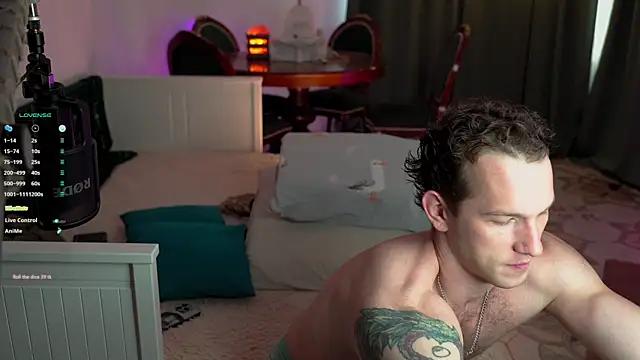 VIktorSecret online show from July 17, 5:25 am