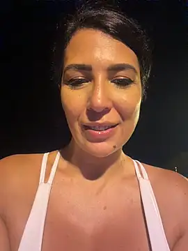 Snapshot of Cataleya80 chatting on July 17, 9:41 pm Cataleya80 online show from July 17, 9:41 pm