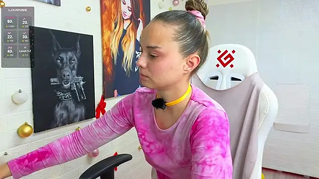 Misss Vikk online show from February 5, 12:21 pm