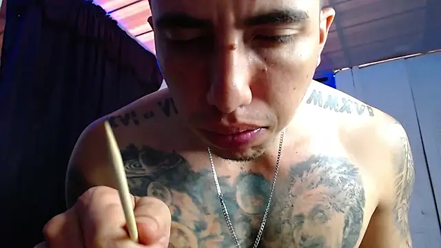 Adam Hudsond online show from April 28, 2:44 pm