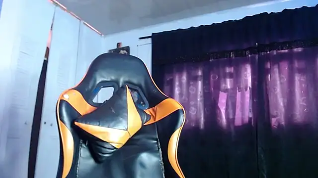 Adam Hudsond online show from July 24, 1:31 pm