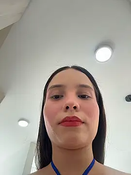 Snapshot of MiaJacksonn chatting on June 25, 5:28 pm MiaJacksonn online show from June 25, 5:28 pm