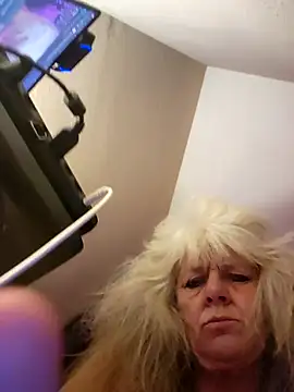 Snapshot of IMS_BHAVEN chatting on November 9, 10:41 pm IMS BHAVEN online show from November 9, 10:41 pm