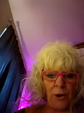 Snapshot of IMS_BHAVEN chatting on December 18, 7:20 pm IMS BHAVEN online show from December 18, 7:20 pm