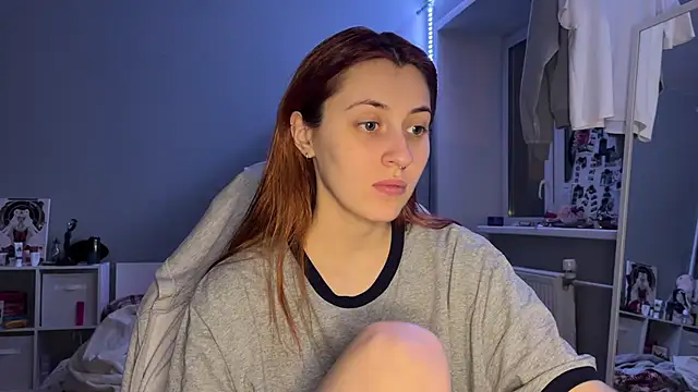 Snapshot of Uniarten chatting on March 4, 5:45 pm Uniarten online show from March 4, 5:45 pm