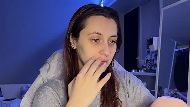 Uniarten online show from April 1, 6:38 pm