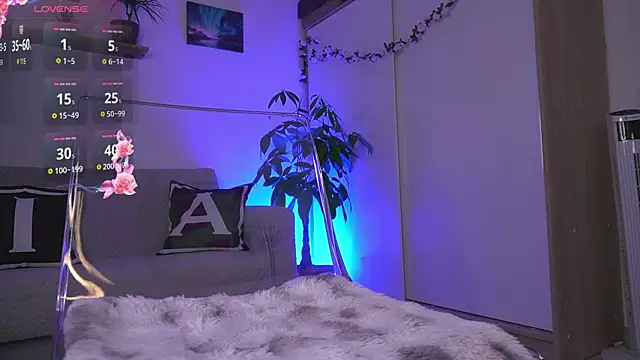 Snapshot of lildiaa chatting on November 25, 10:48 am lildiaa online show from November 25, 10:48 am