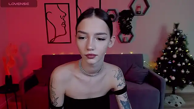 Snapshot of SophieCatty chatting on December 31, 1:26 am SophieCatty online show from December 31, 1:26 am