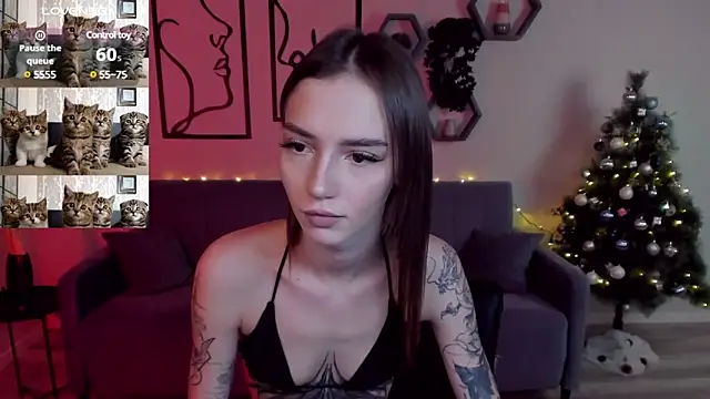 Snapshot of SophieCatty chatting on January 5, 10:53 am SophieCatty online show from January 5, 10:53 am