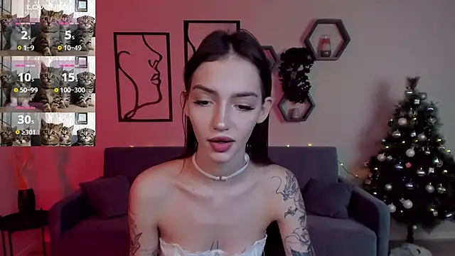 Snapshot of SophieCatty chatting on January 9, 12:25 am SophieCatty online show from January 9, 12:25 am