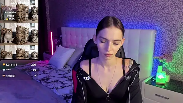 SophieCatty online show from March 4, 11:51 am