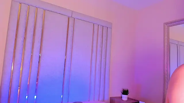 Snapshot of Saekohofman chatting on November 14, 4:11 am Saekohofman online show from November 14, 4:11 am